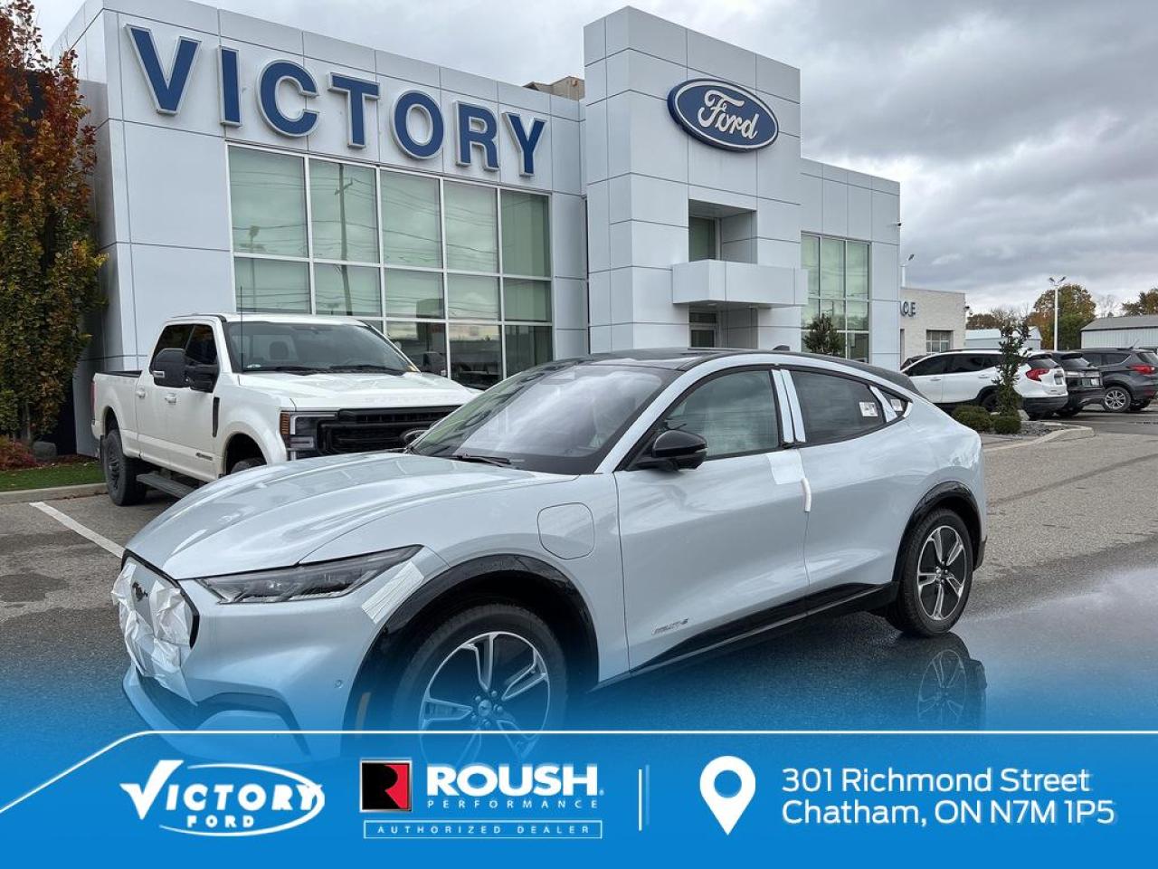 New 2023 Ford Mustang Mach-E PREMIUM for sale in Chatham, ON
