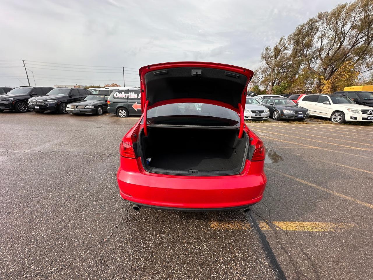 2016 Audi A3 4dr Sdn quattro 2.0T Komfort Photo