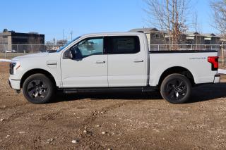 2023 Ford F-150 Lightning XLT Photo