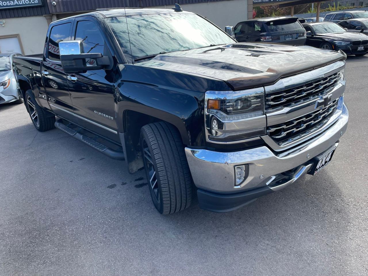 2017 Chevrolet Silverado LTZ 4X4 CREW CAB 6.2L LEATHER NAVI ROOF LOADED - Photo #11