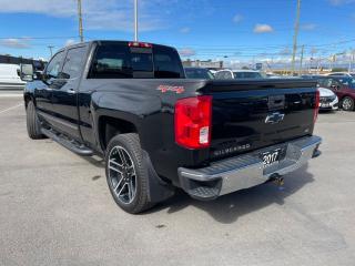 2017 Chevrolet Silverado LTZ 4X4 CREW CAB 6.2L LEATHER NAVI ROOF LOADED - Photo #6