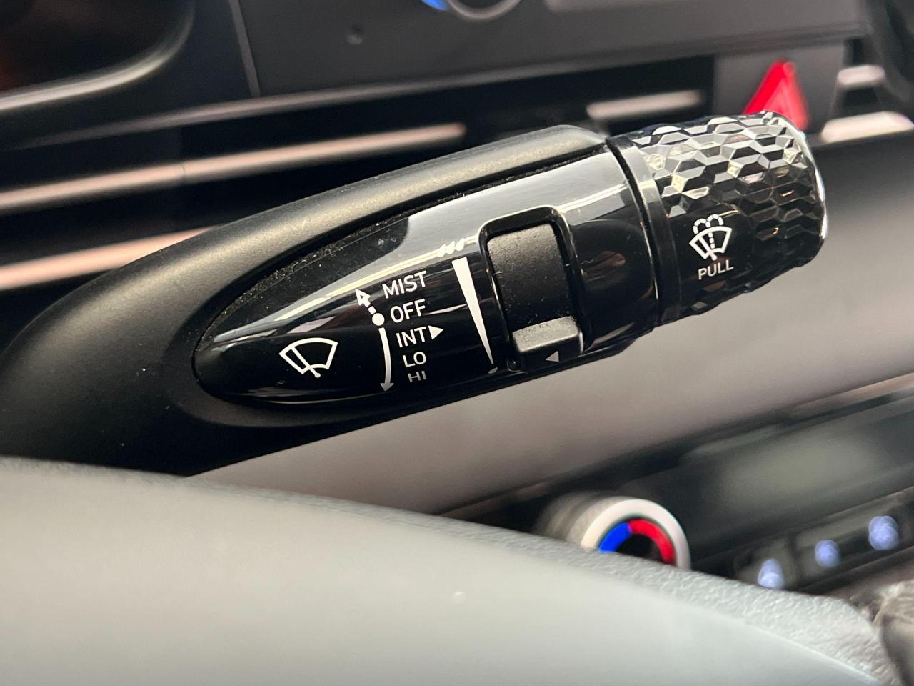 2021 Hyundai Elantra PREFERRED+SUNROOF+LaneKeep+APPLE PLAY+CLEAN CARFAX Photo108