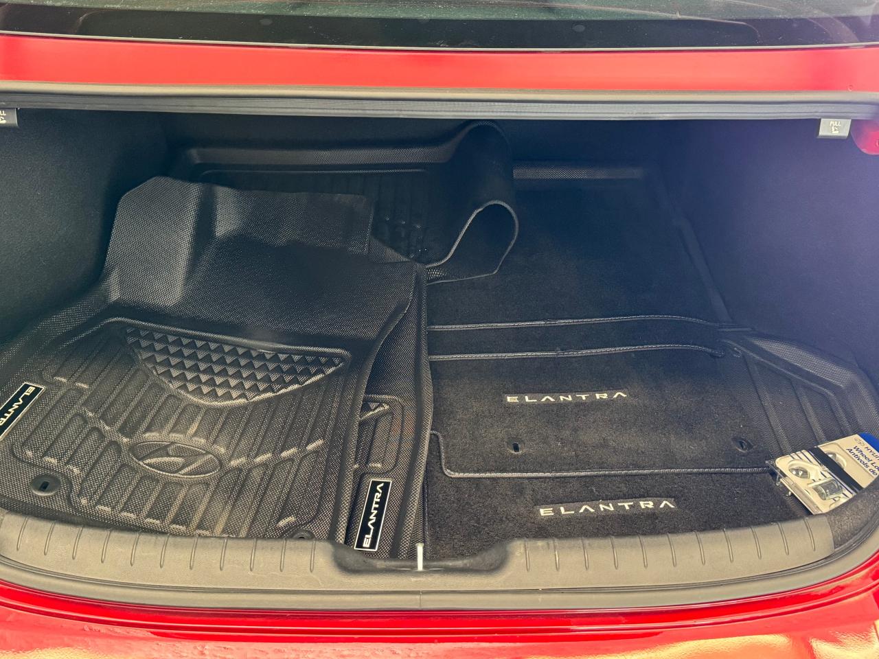 2021 Hyundai Elantra PREFERRED+SUNROOF+LaneKeep+APPLE PLAY+CLEAN CARFAX - Photo #63