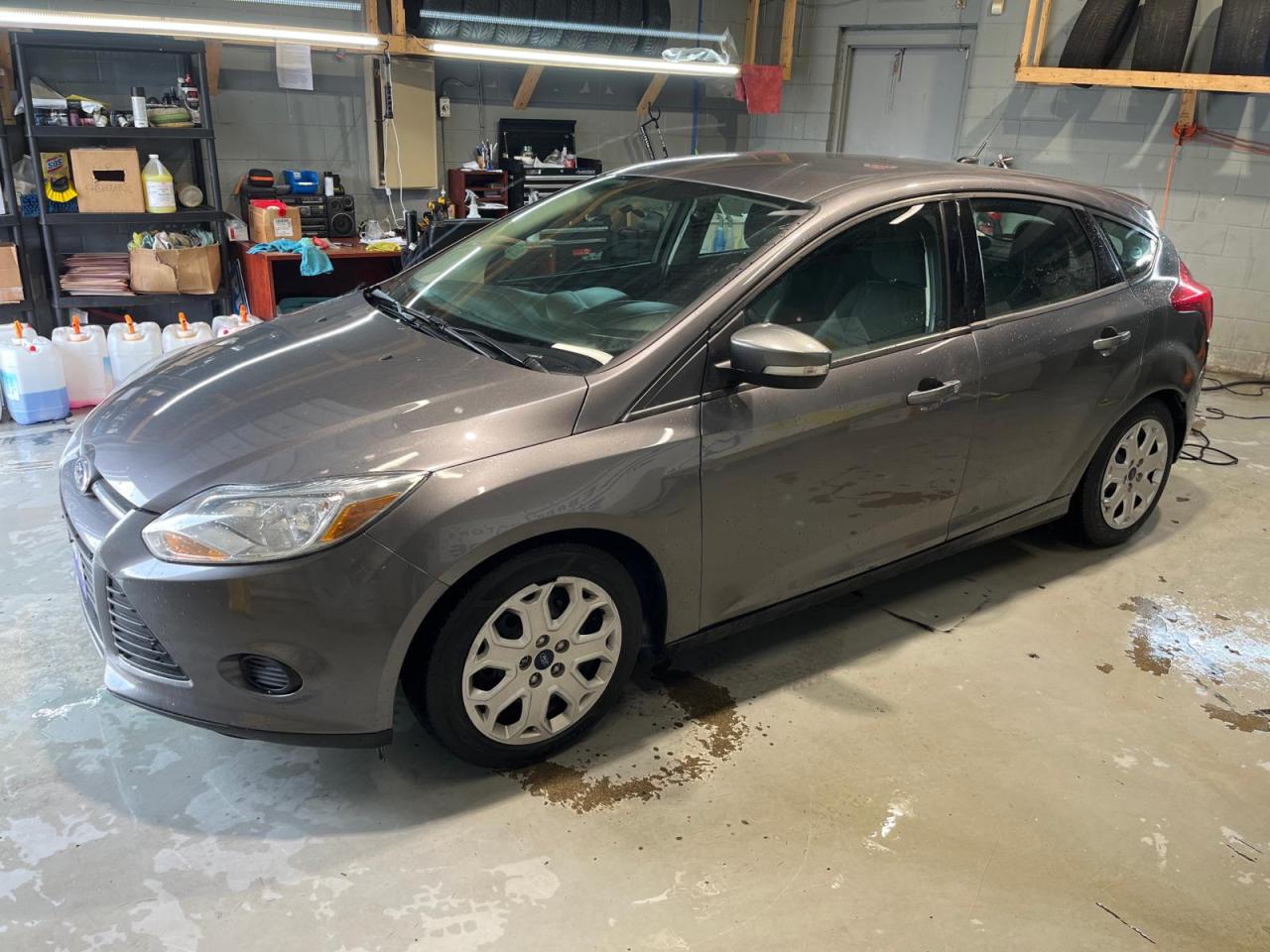 Used 2014 Ford Focus Keyless Entry * Power Locks/Windows/Side Mirrors * Steering Audio/Cruise/Voice Command Controls * Heated Seats * Sync Microsoft Connection * Am/Fm Rad for sale in Cambridge, ON