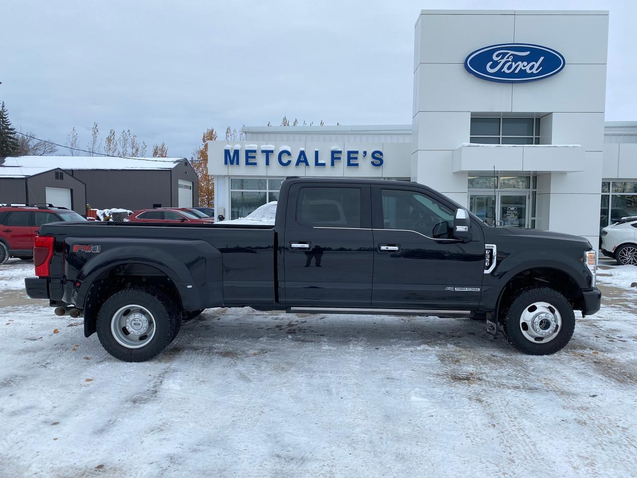 2022 Ford F-350 PLATINUM DRW CREW CAB PLATINUM DRW Photo0