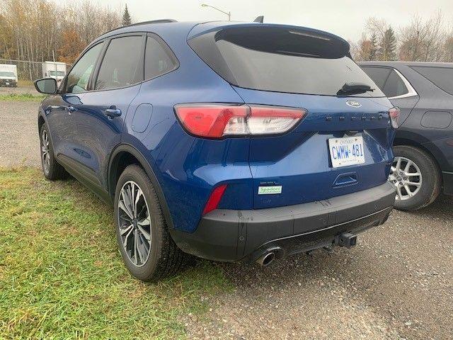 2022 Ford Escape SEL 2.0L AWD - Photo #2