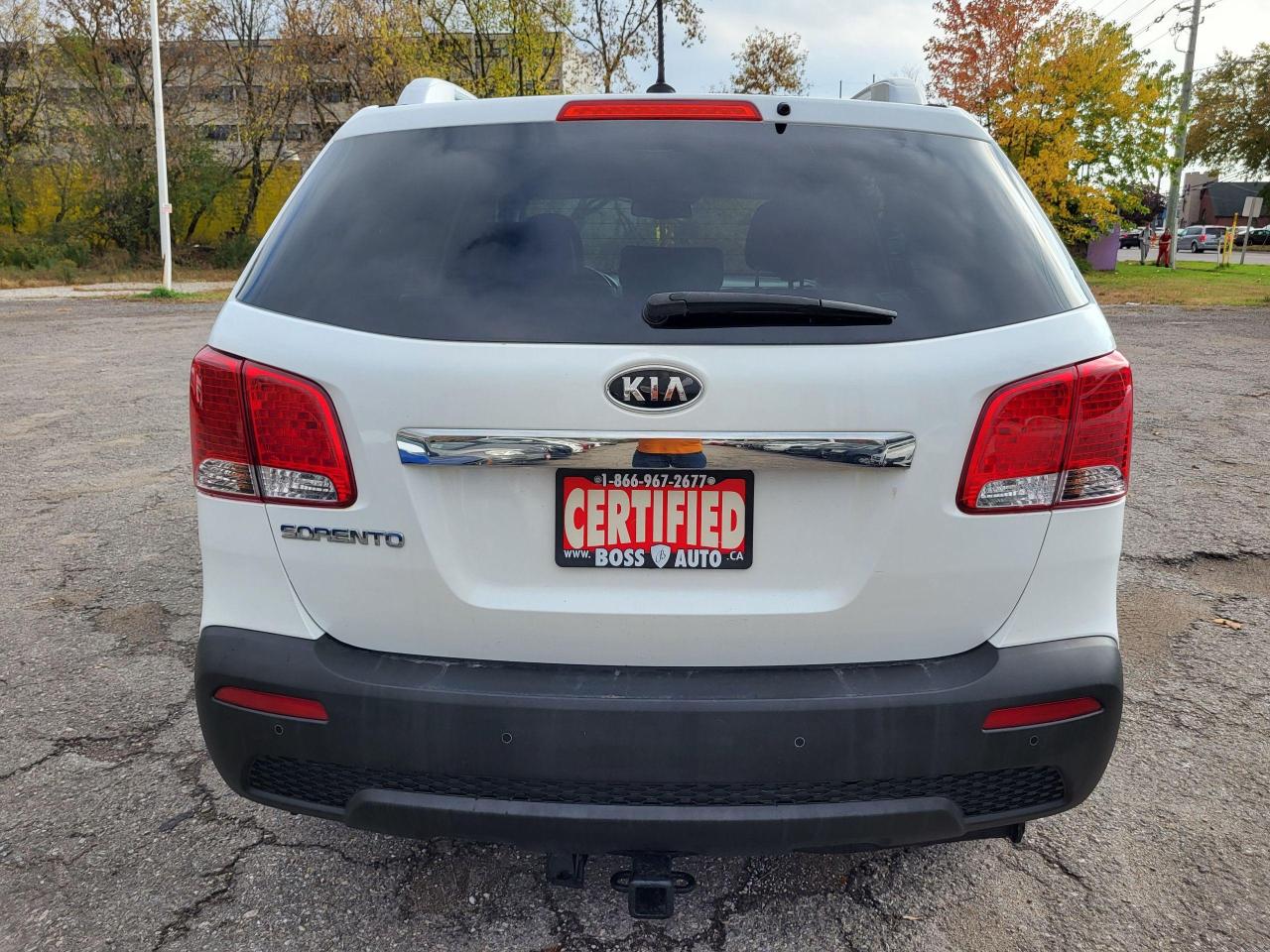 2013 Kia Sorento LX Photo3
