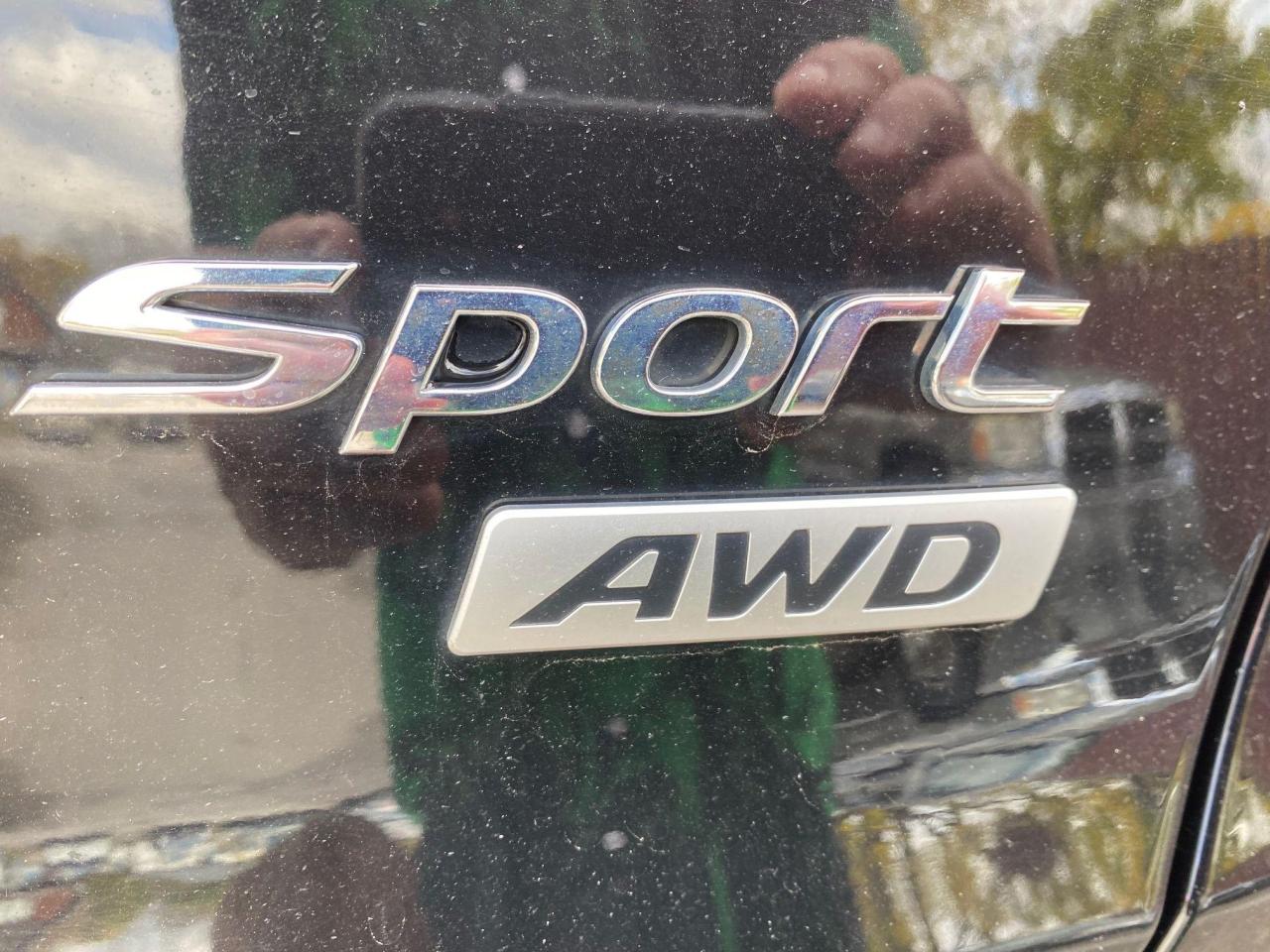 2014 Hyundai Santa Fe Sport Premium AWD 4dr 2.4L - Photo #17