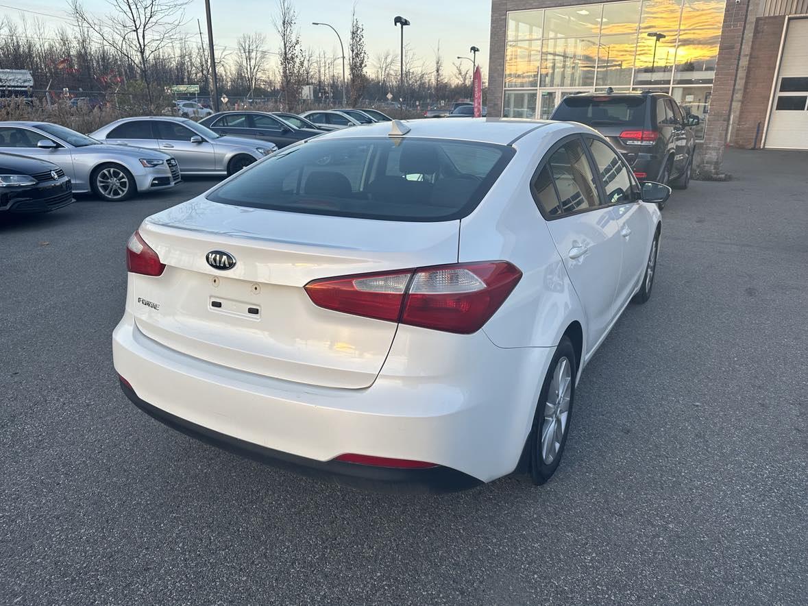 2016 Kia Forte  - Photo #8