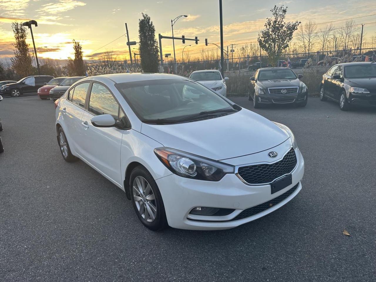 2016 Kia Forte - Photo #2