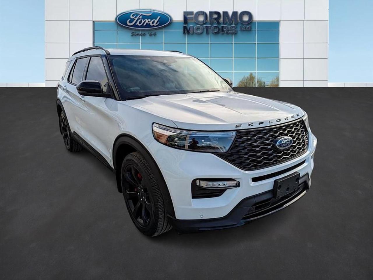 2022 Ford Explorer ST Photo