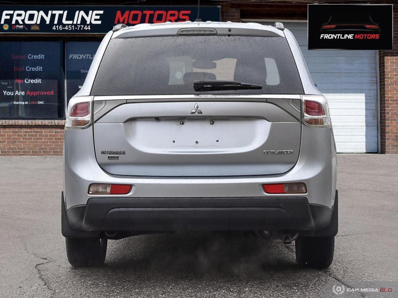 2014 Mitsubishi Outlander 4WD 4dr ES Photo4