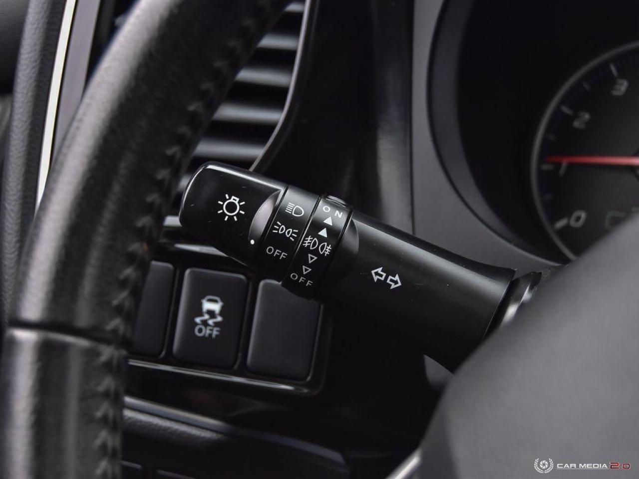 2014 Mitsubishi Outlander 4WD 4dr ES Photo