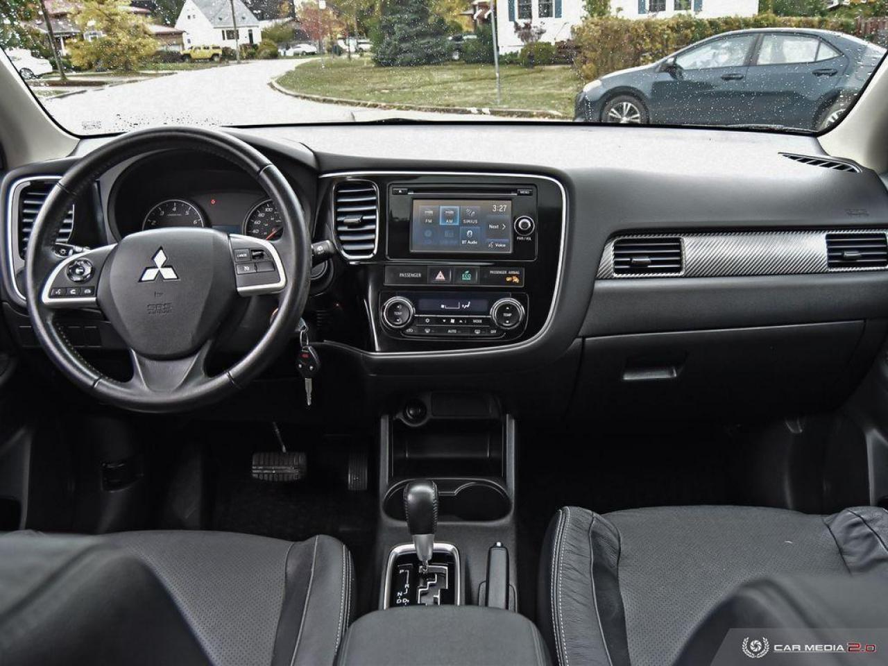 2014 Mitsubishi Outlander 4WD 4dr ES Photo