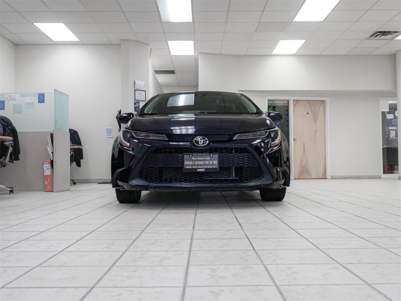 Used 2021 Toyota Corolla LE | UPGRADE | SUNROOF | BLINDSPOT | HEATED STEERING for sale in Kitchener, ON