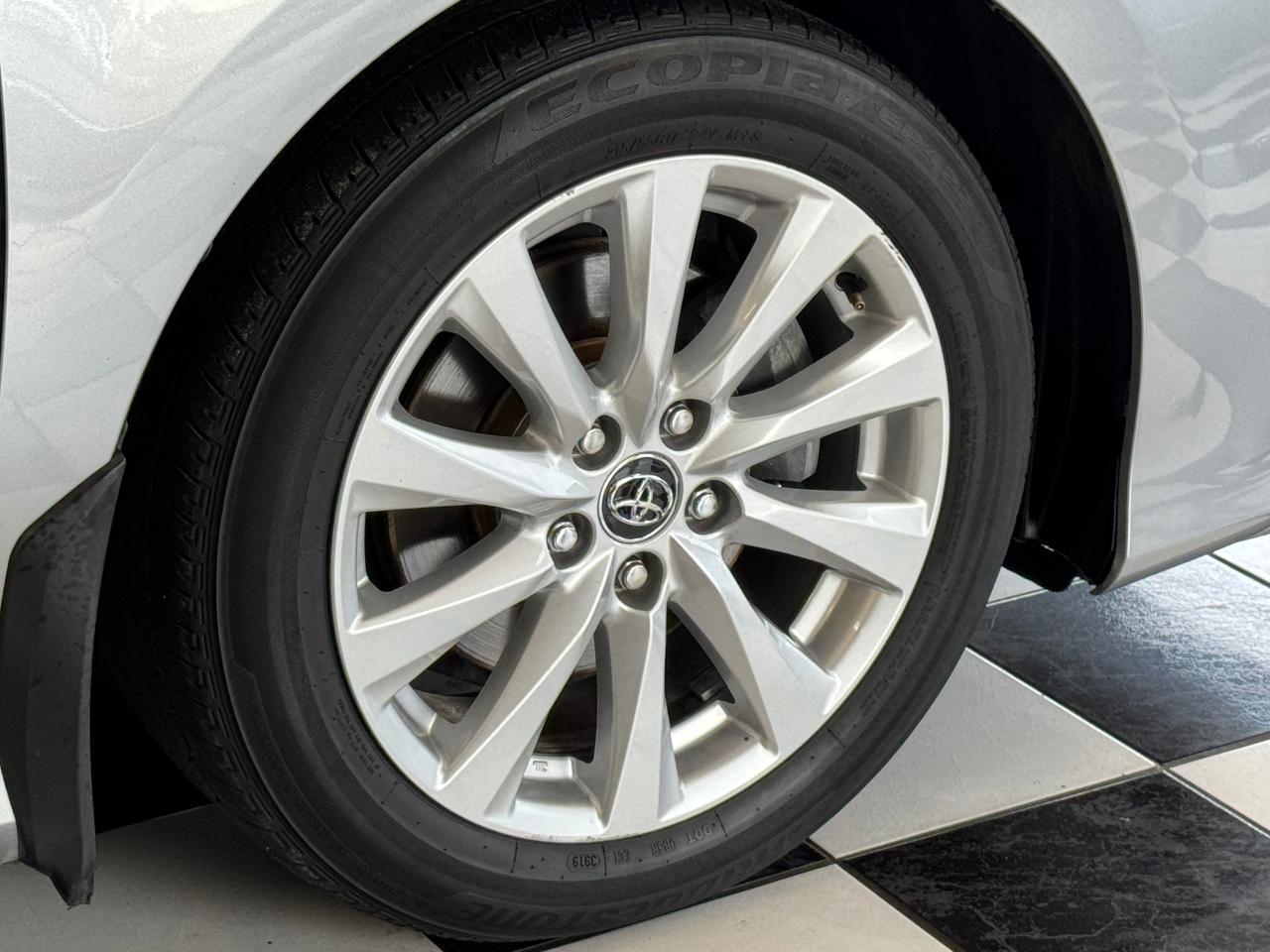 2020 Toyota Camry LE+Adaptive Cruise+LaneKeep+ApplePlay+CLEAN CARFAX Photo61