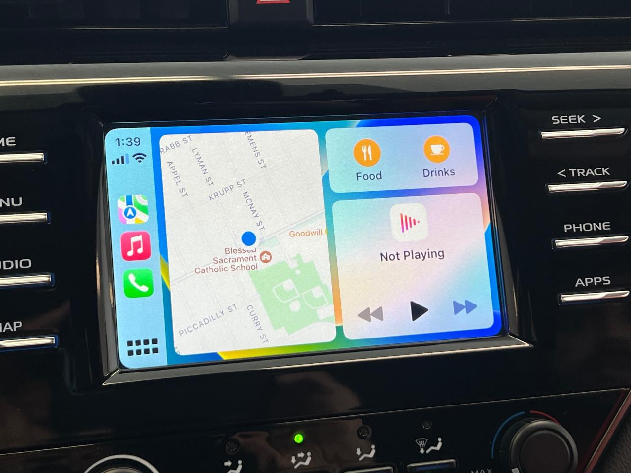 2020 Toyota Camry LE+Adaptive Cruise+LaneKeep+ApplePlay+CLEAN CARFAX - Photo #30