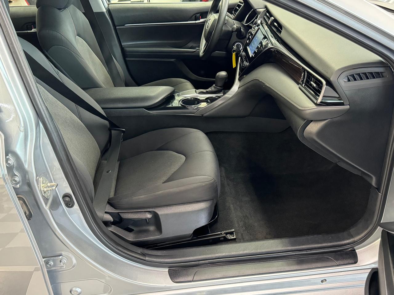 2020 Toyota Camry LE+Adaptive Cruise+LaneKeep+ApplePlay+CLEAN CARFAX Photo92