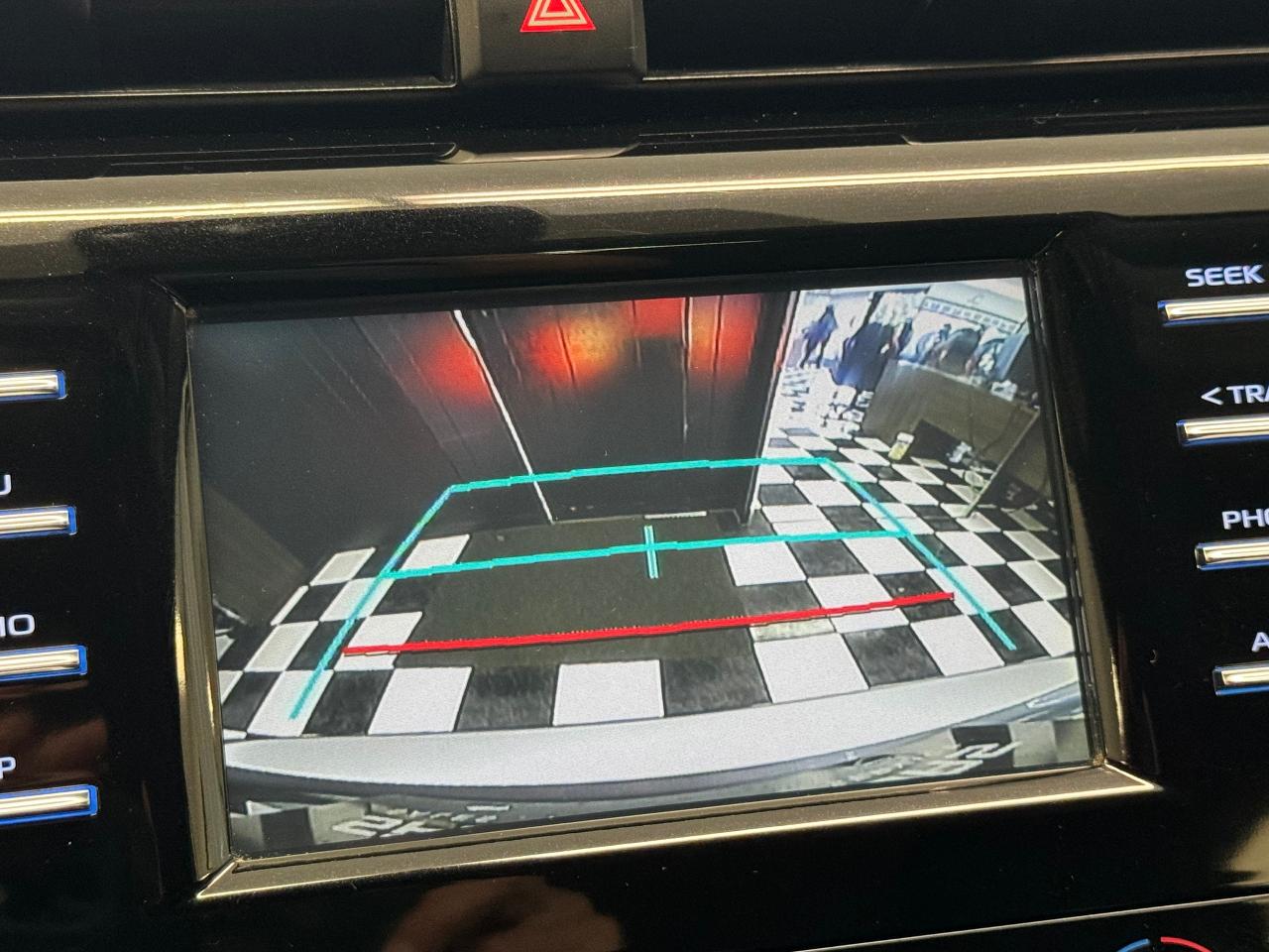 2020 Toyota Camry LE+Adaptive Cruise+LaneKeep+ApplePlay+CLEAN CARFAX Photo81