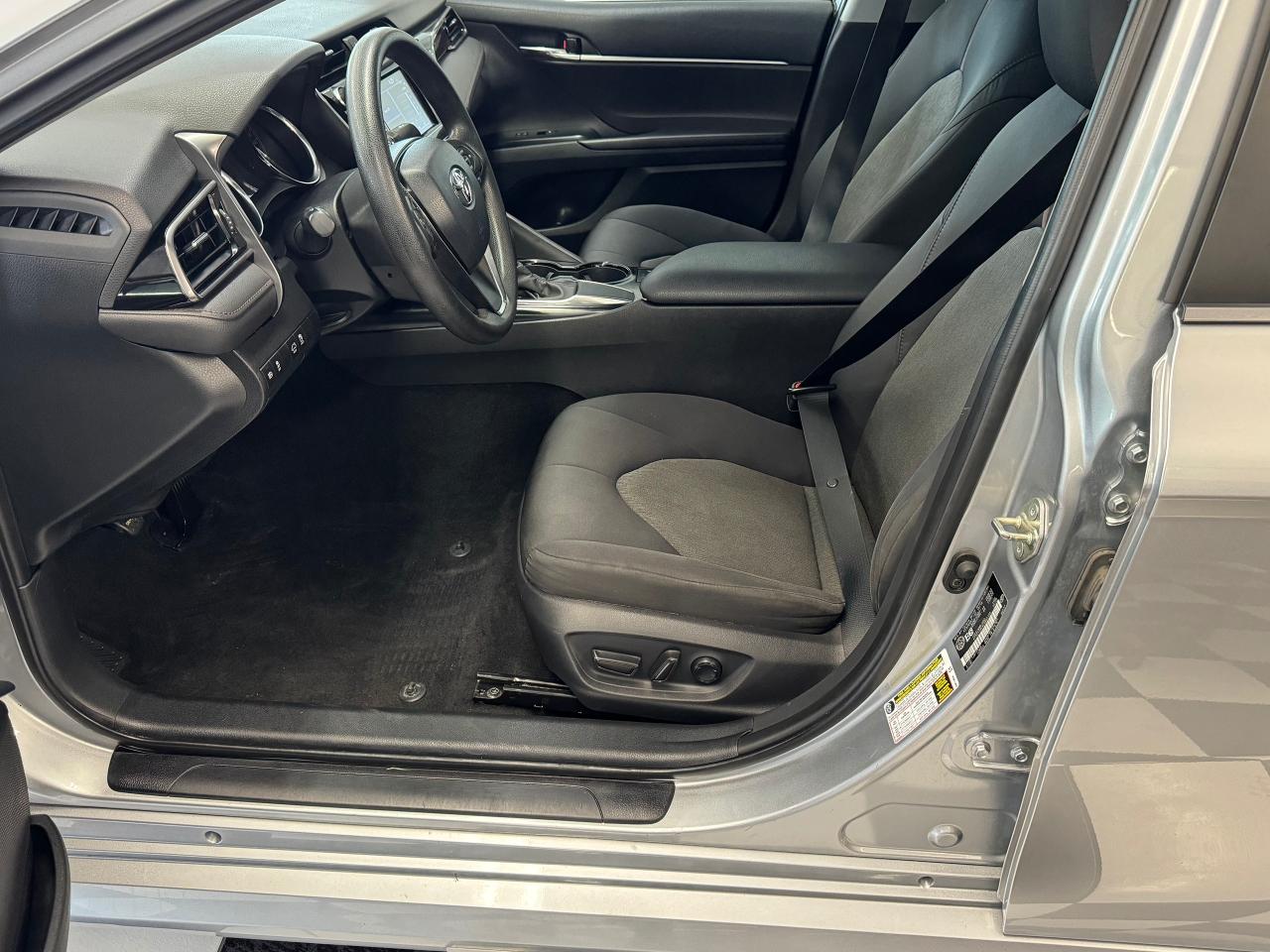 2020 Toyota Camry LE+Adaptive Cruise+LaneKeep+ApplePlay+CLEAN CARFAX Photo89