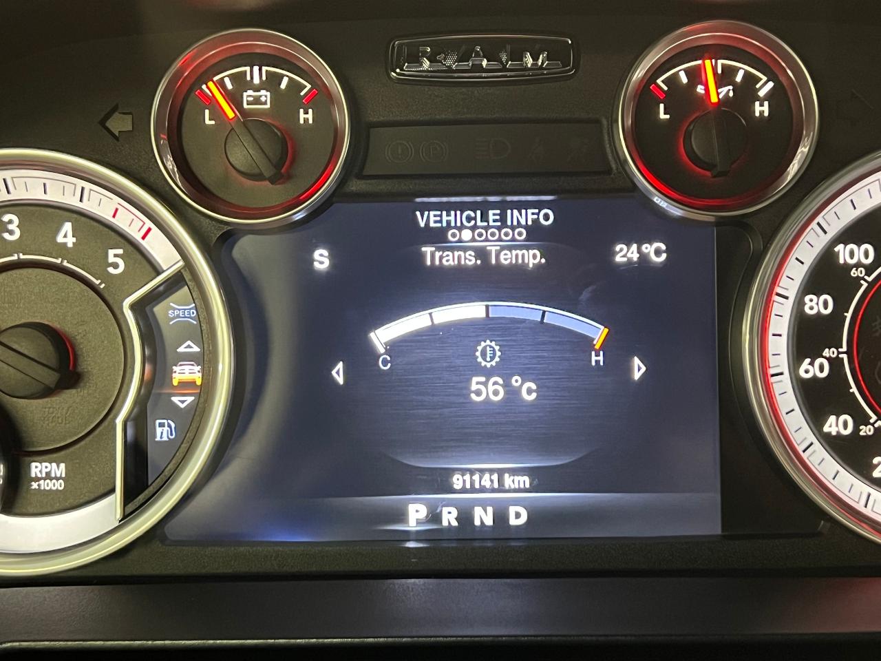2016 RAM 1500 Laramie Crew 4x4 EcoDiesel+New Tires+CLEAN CARFAX - Photo #74