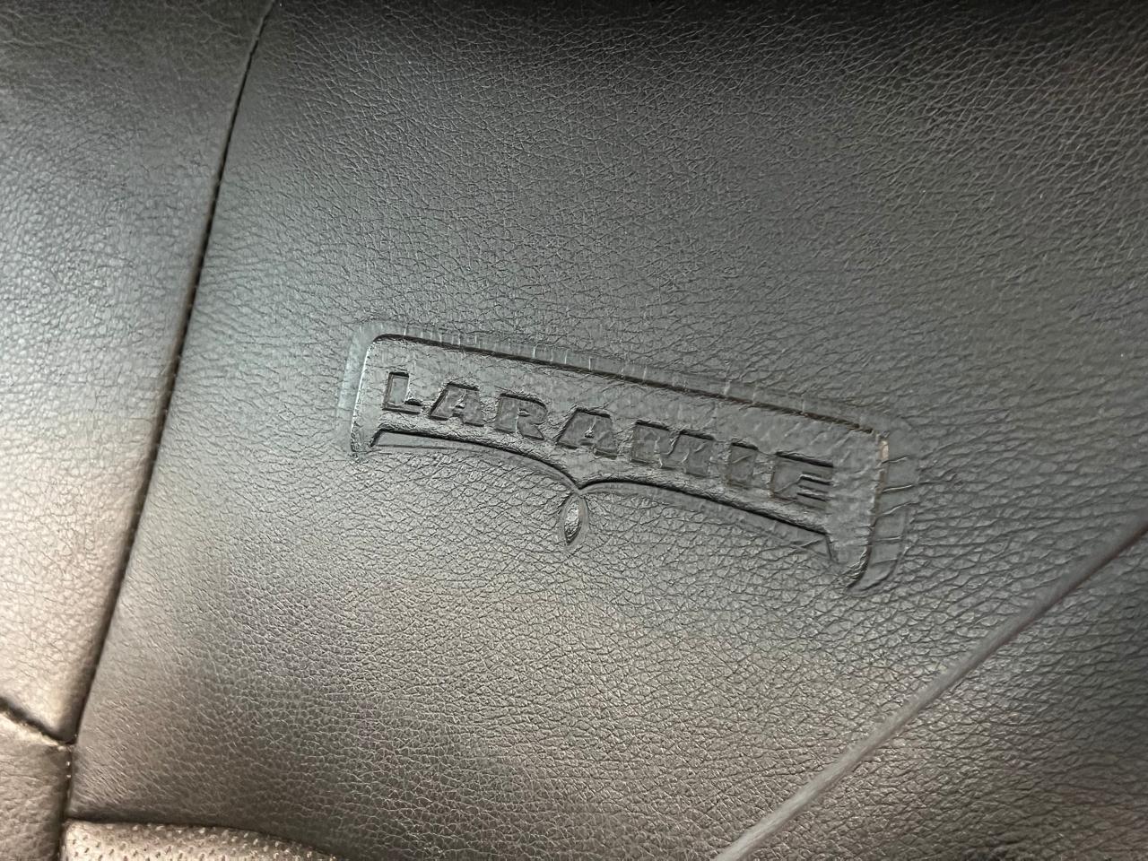 2016 RAM 1500 Laramie Crew 4x4 EcoDiesel+New Tires+CLEAN CARFAX - Photo #19