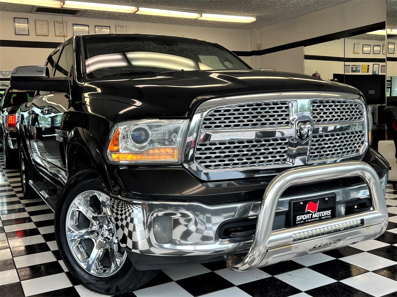 2016 RAM 1500 Laramie Crew 4x4 EcoDiesel+New Tires+CLEAN CARFAX - Photo #16