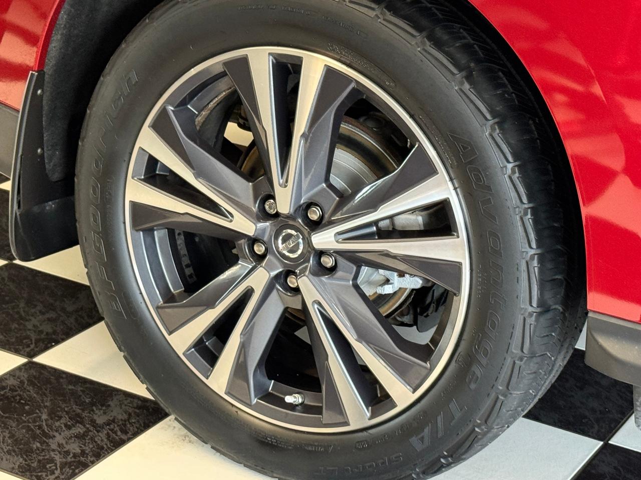2017 Nissan Pathfinder Platinium AWD 7 PASS+Adaptive Cruise+CELAN CARFAX - Photo #55