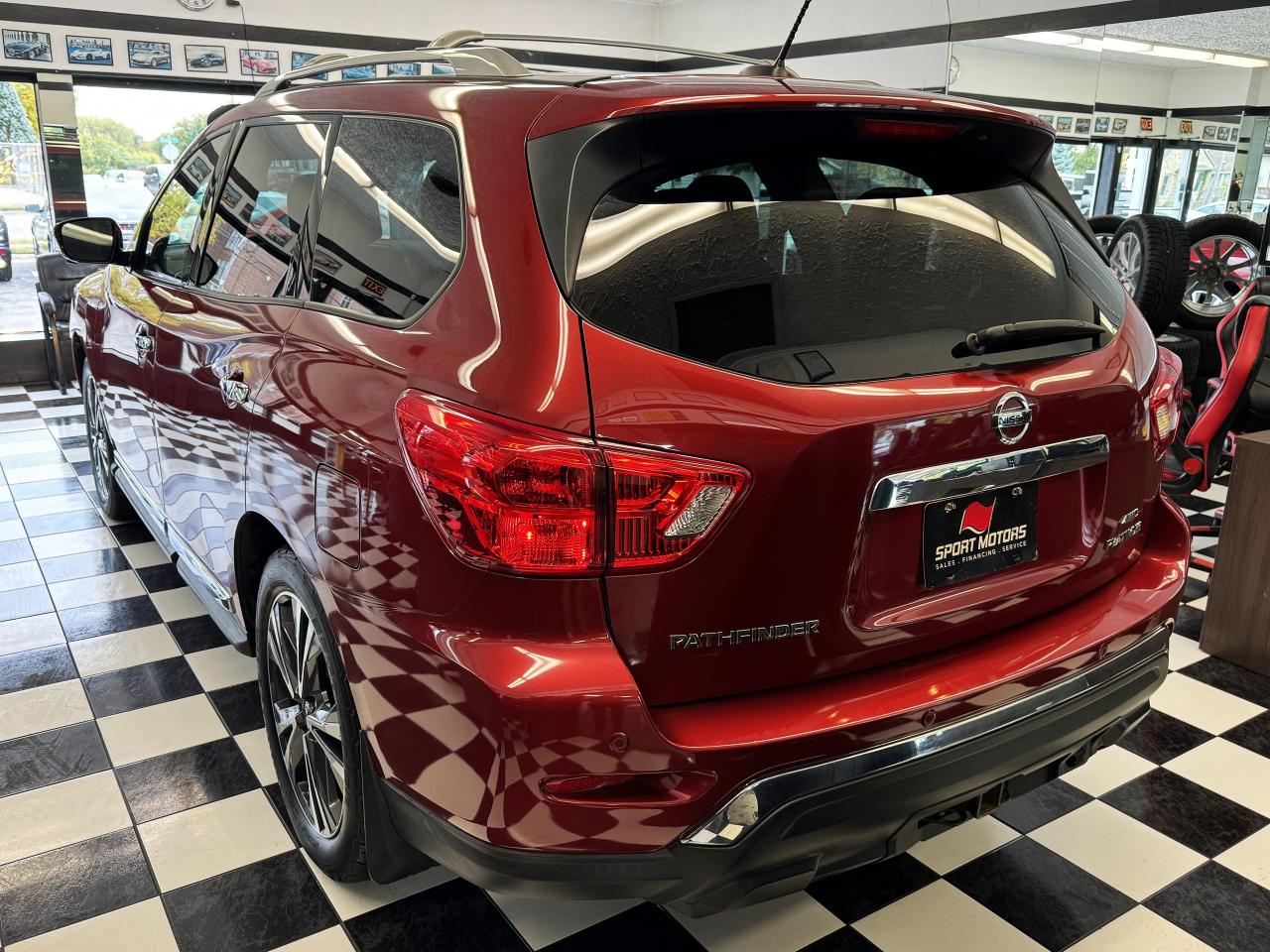 2017 Nissan Pathfinder Platinium AWD 7 PASS+Adaptive Cruise+CELAN CARFAX - Photo #2