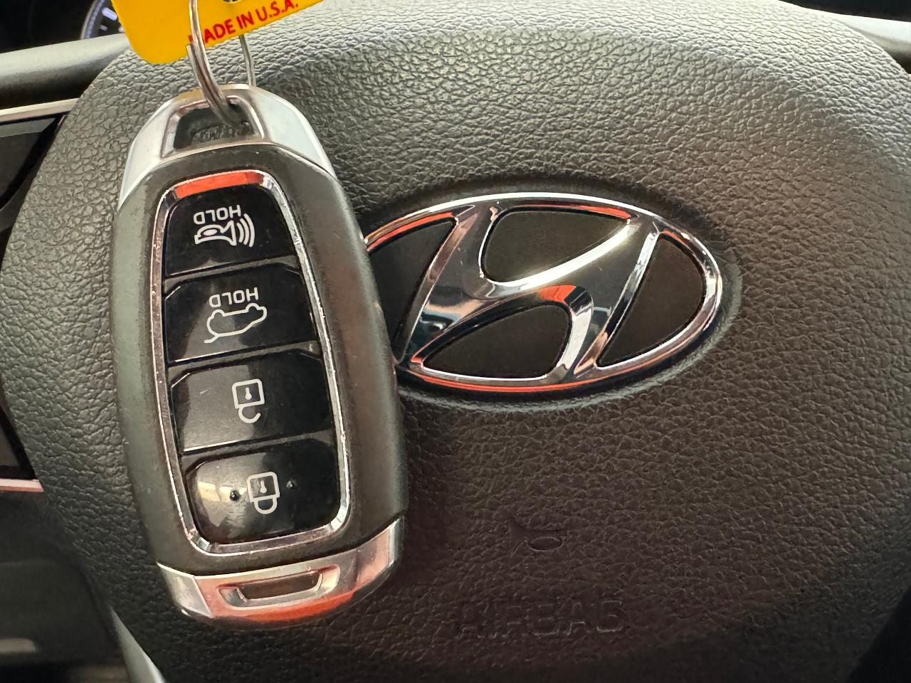 2019 Hyundai Santa Fe Preferred 2.0T AWD+New Tires & Brakes+CLEAN CARFAX - Photo #16