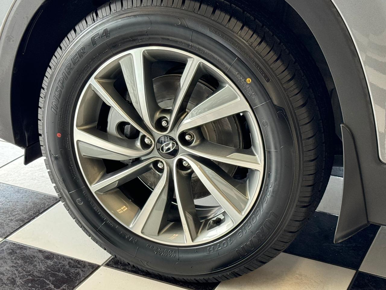 2019 Hyundai Santa Fe Preferred 2.0T AWD+New Tires & Brakes+CLEAN CARFAX - Photo #54
