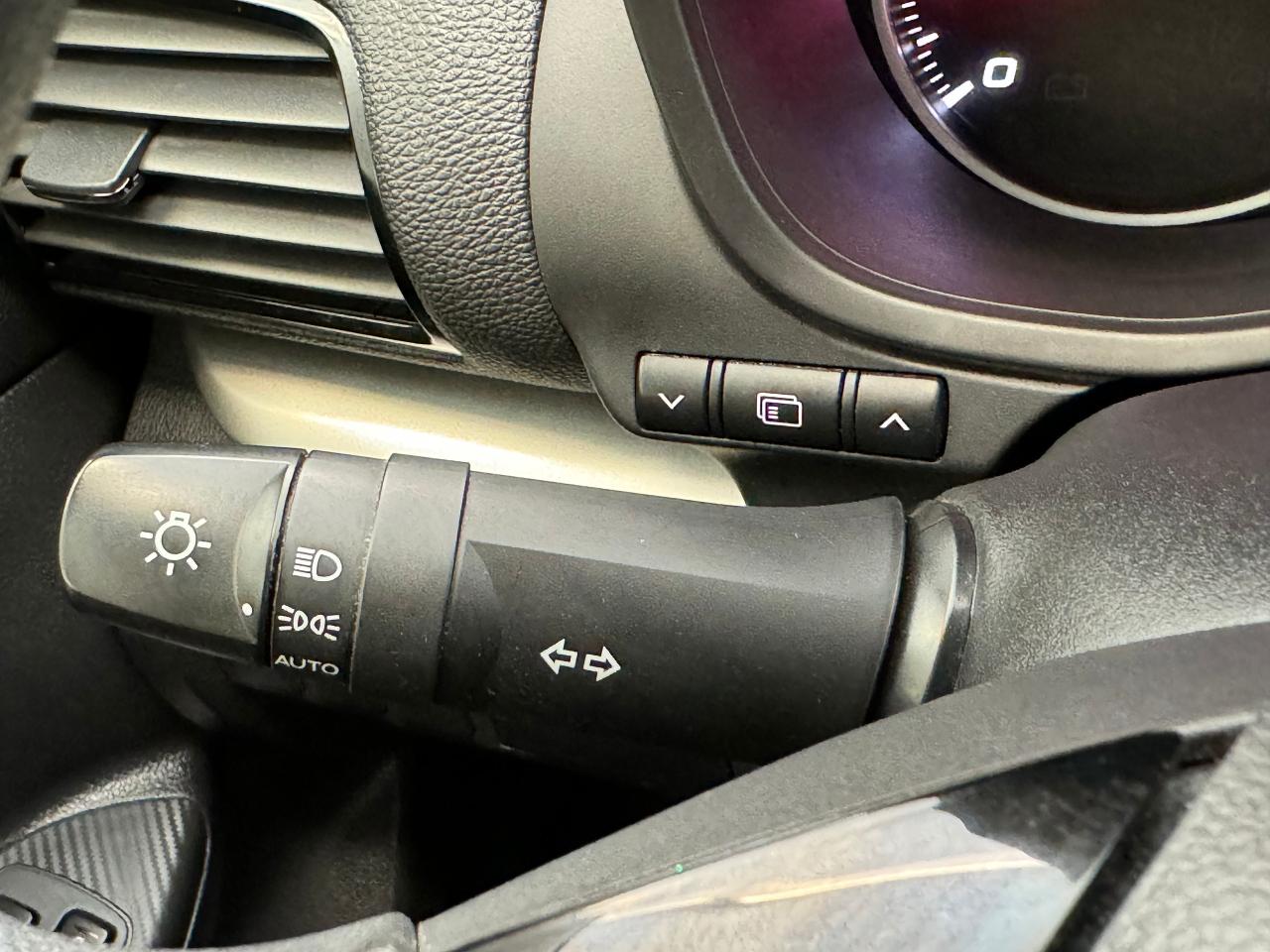2022 Mitsubishi Eclipse Cross ES S-AWC+FORWARD COLLISION WARNING+APPLE PLAY - Photo #49
