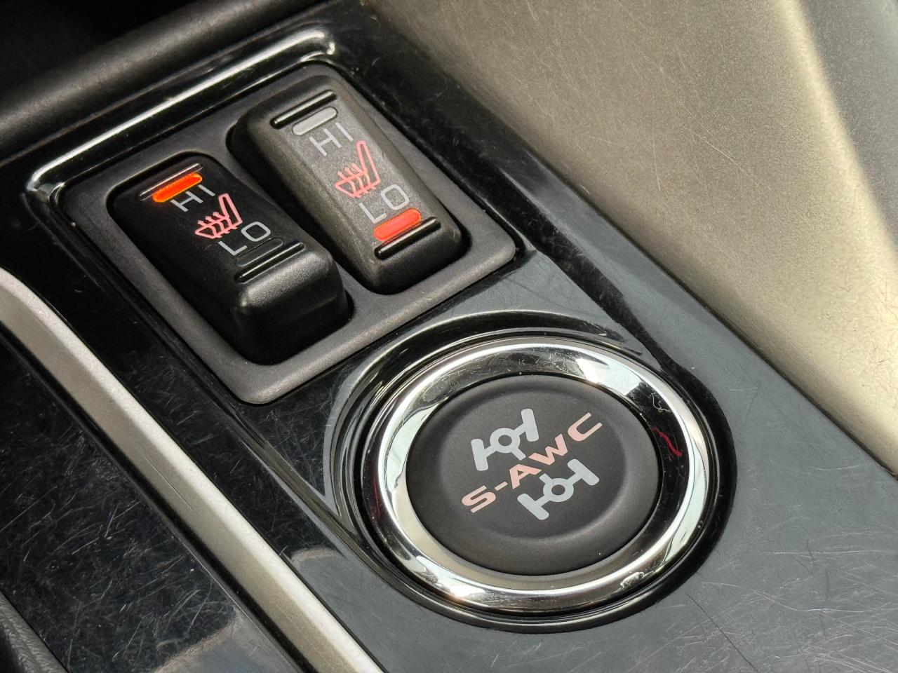 2022 Mitsubishi Eclipse Cross ES S-AWC+FORWARD COLLISION WARNING+APPLE PLAY - Photo #38