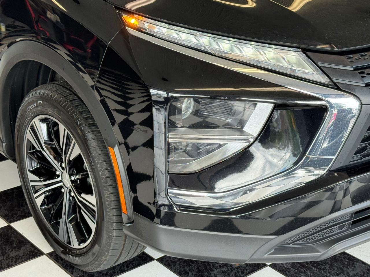 2022 Mitsubishi Eclipse Cross ES S-AWC+FORWARD COLLISION WARNING+APPLE PLAY - Photo #40
