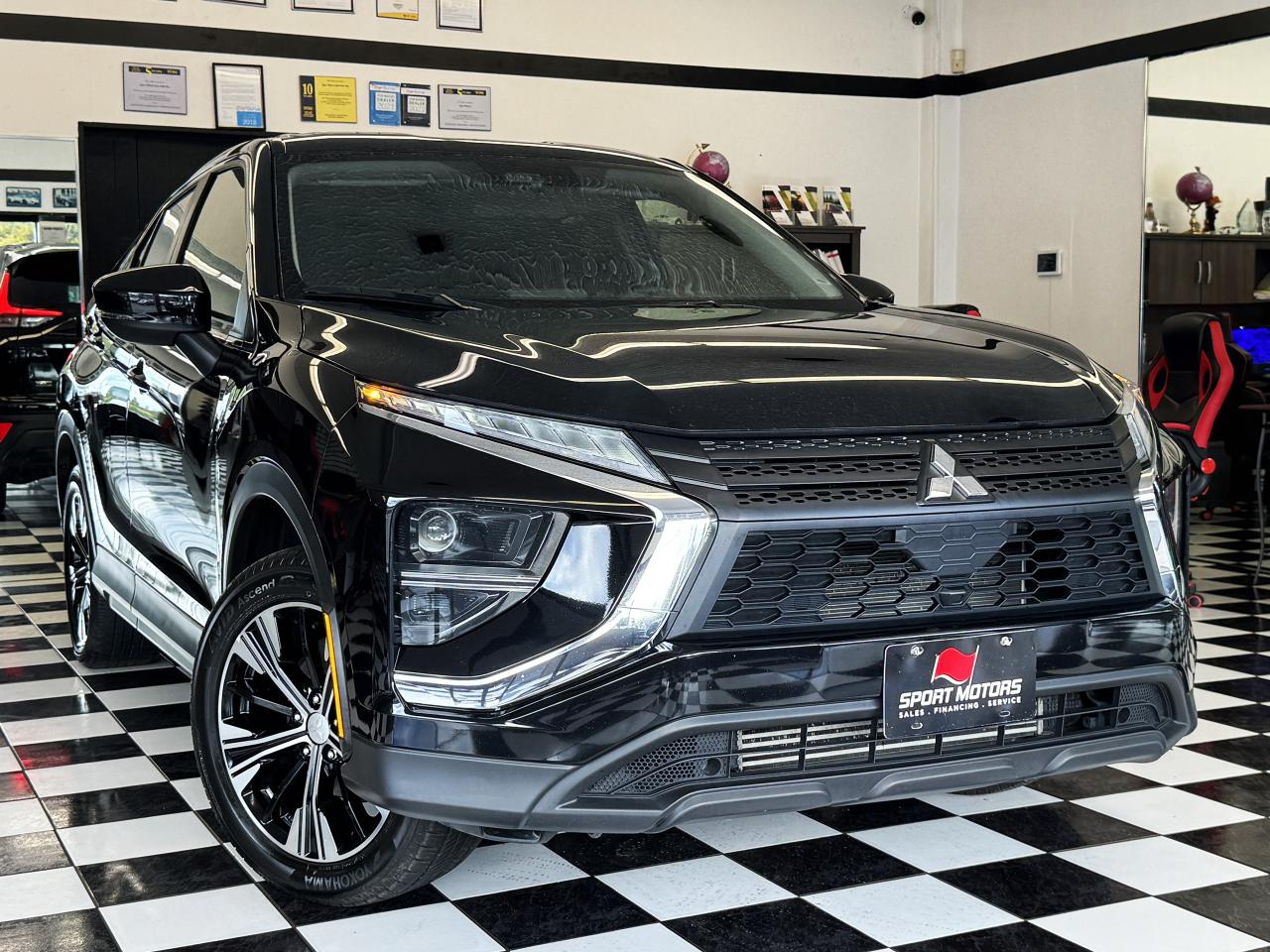 2022 Mitsubishi Eclipse Cross ES S-AWC+FORWARD COLLISION WARNING+APPLE PLAY - Photo #14
