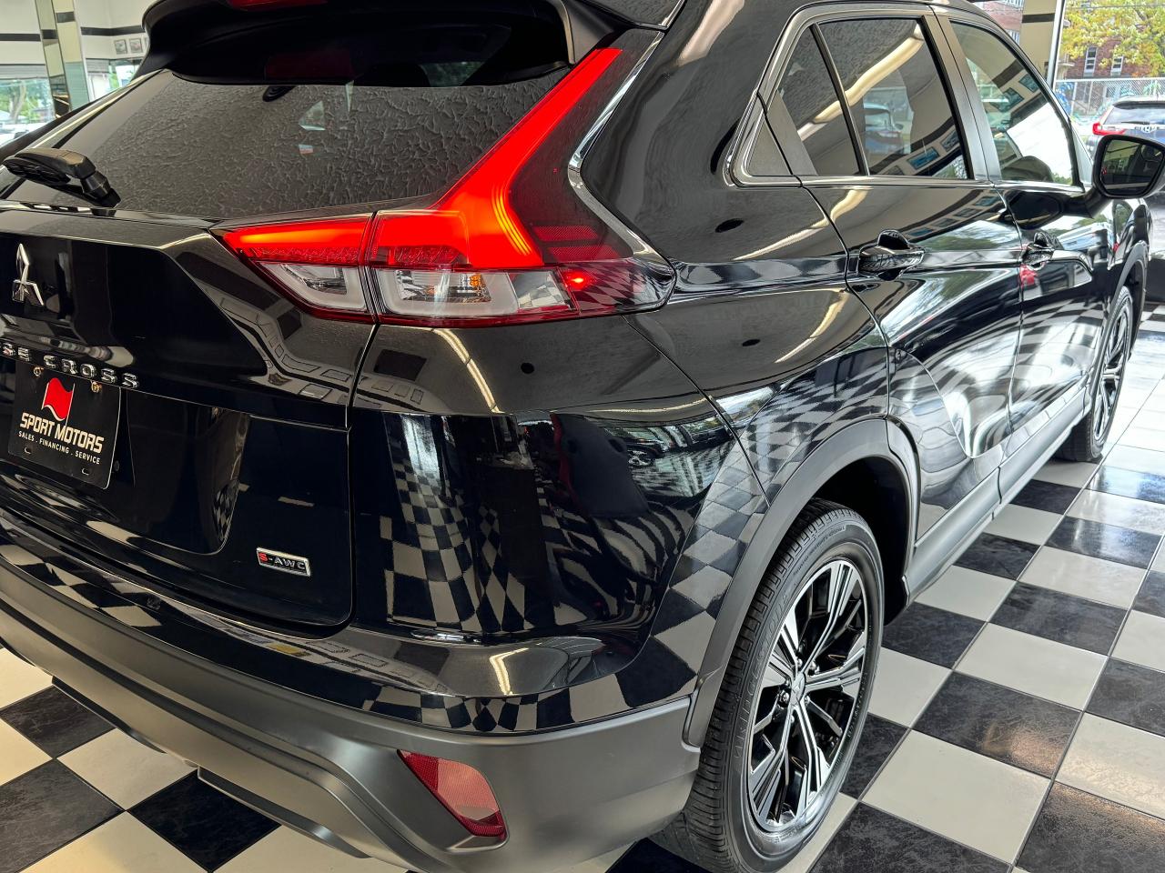 2022 Mitsubishi Eclipse Cross ES S-AWC+FORWARD COLLISION WARNING+APPLE PLAY - Photo #43