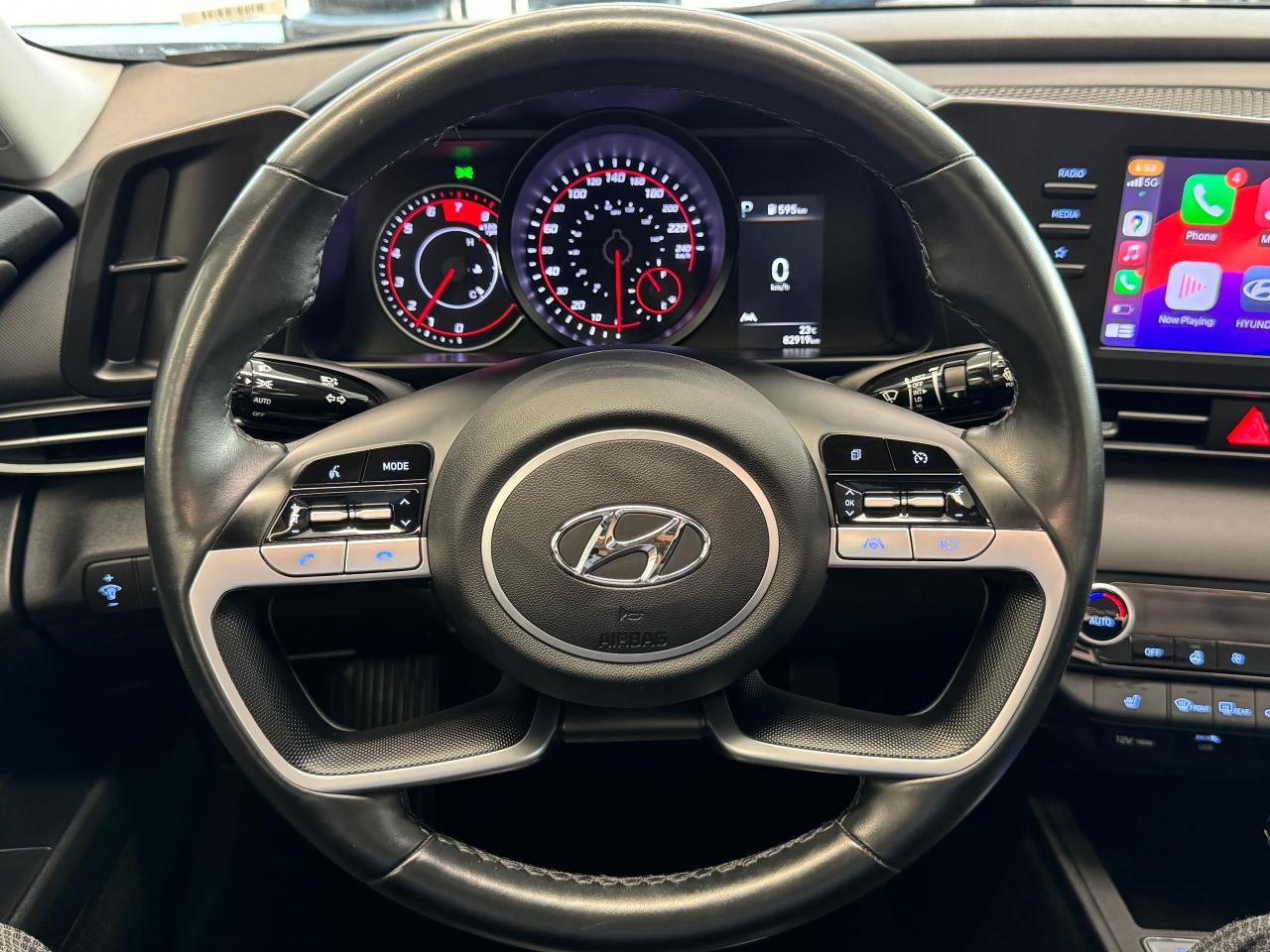 2021 Hyundai Elantra Preferred W/Sun & TECH PKG+lane Keep+CLEAN CARFAX Photo9