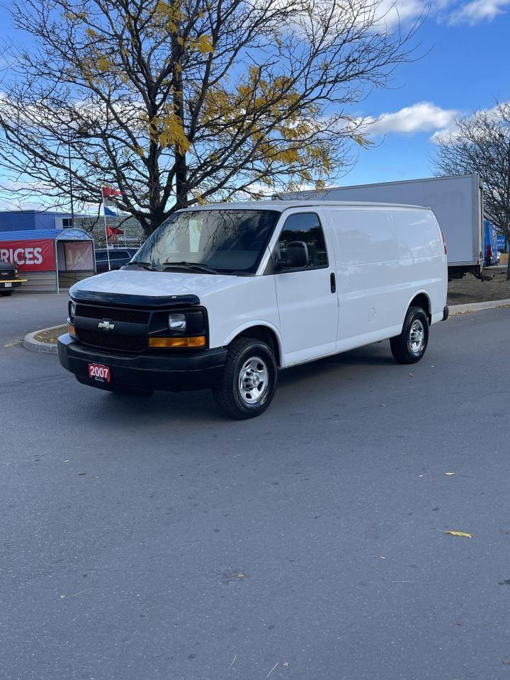 2007 Chevrolet Express 3500 1 TON