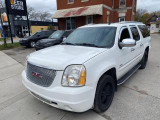 2007 GMC Yukon XL Denali 4WD 4dr 1500 - Photo #3