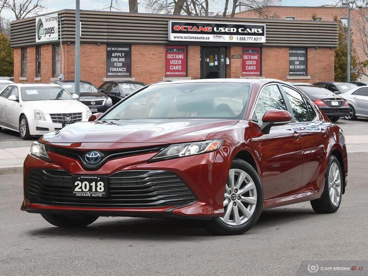 2018 Toyota Camry HYBRID LE - Photo #1