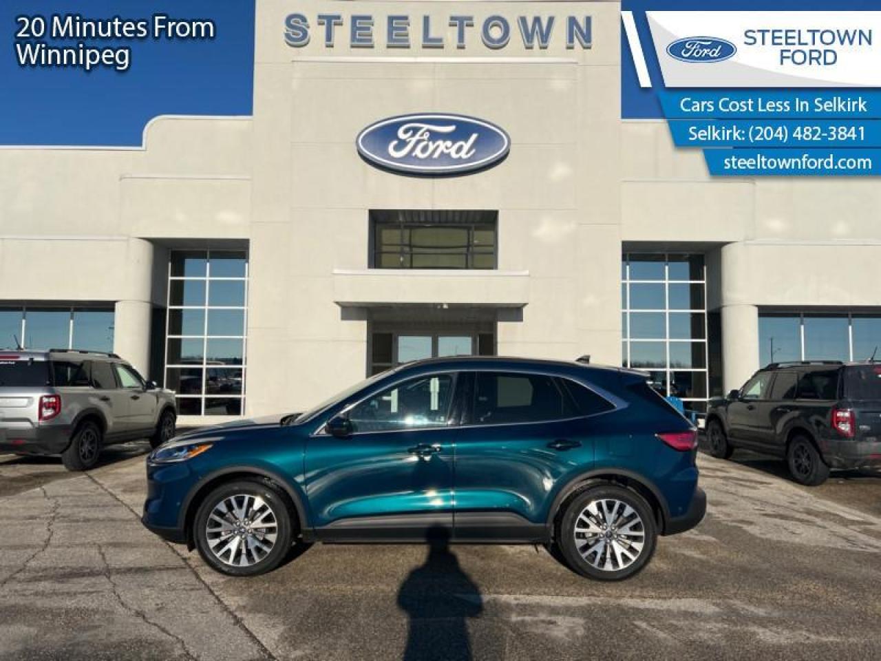 Used 2020 Ford Escape Titanium  -  Leather Seats -  Navigation for sale in Selkirk, MB
