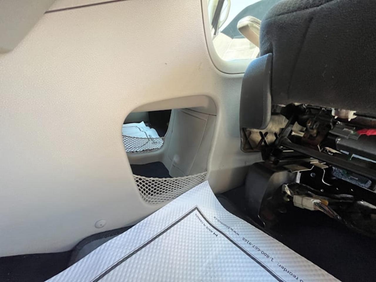 2016 Dodge Grand Caravan 4dr Wgn Crew with Safety and Warranty, Financing available Photo