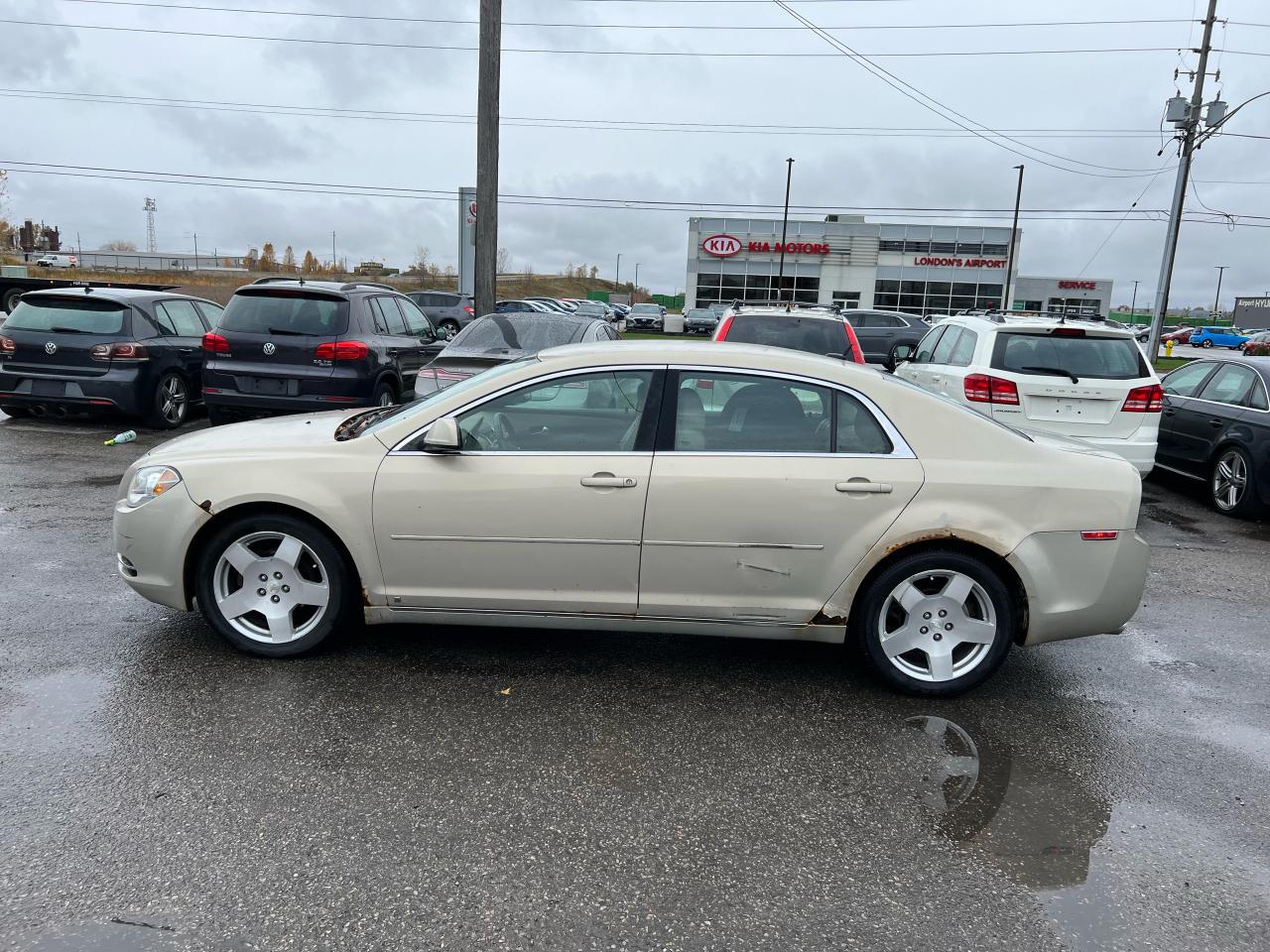 2009 Chevrolet Malibu 2LT*DRIVES GREAT*ONLY 98,000KMS*AS IS SPECIAL - Photo #2
