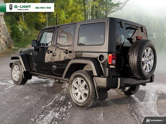 2017 Jeep Wrangler 4WD 4dr Willys Wheeler Photo4