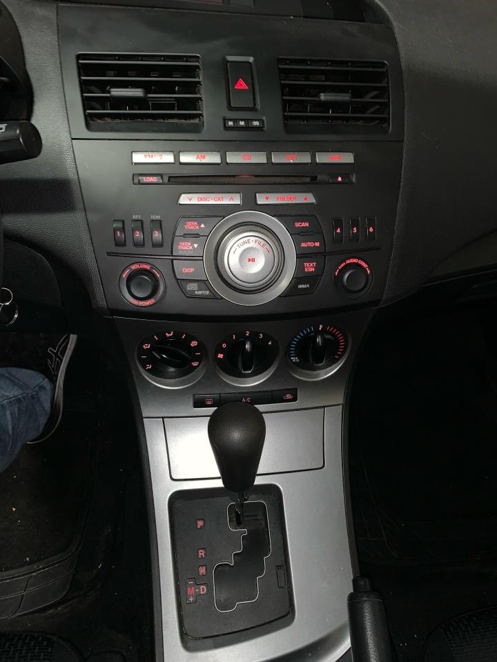 2010 Mazda MAZDA3 2010 HATCHBACK-ONLY $3,450.0!! - Photo #8