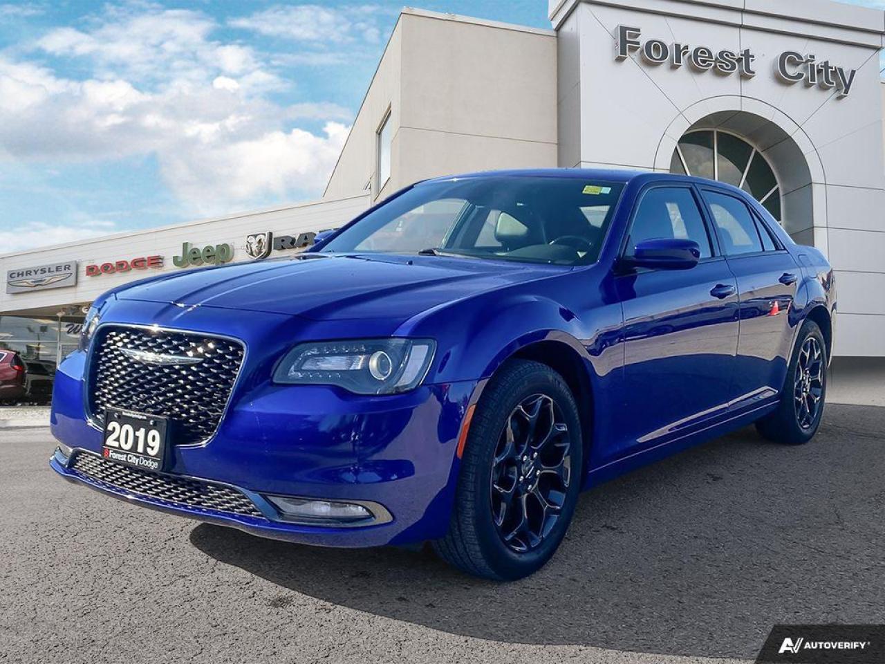 Used 2019 Chrysler 300 Clean CarFax - Heated Seats - Navigation for sale in London, ON