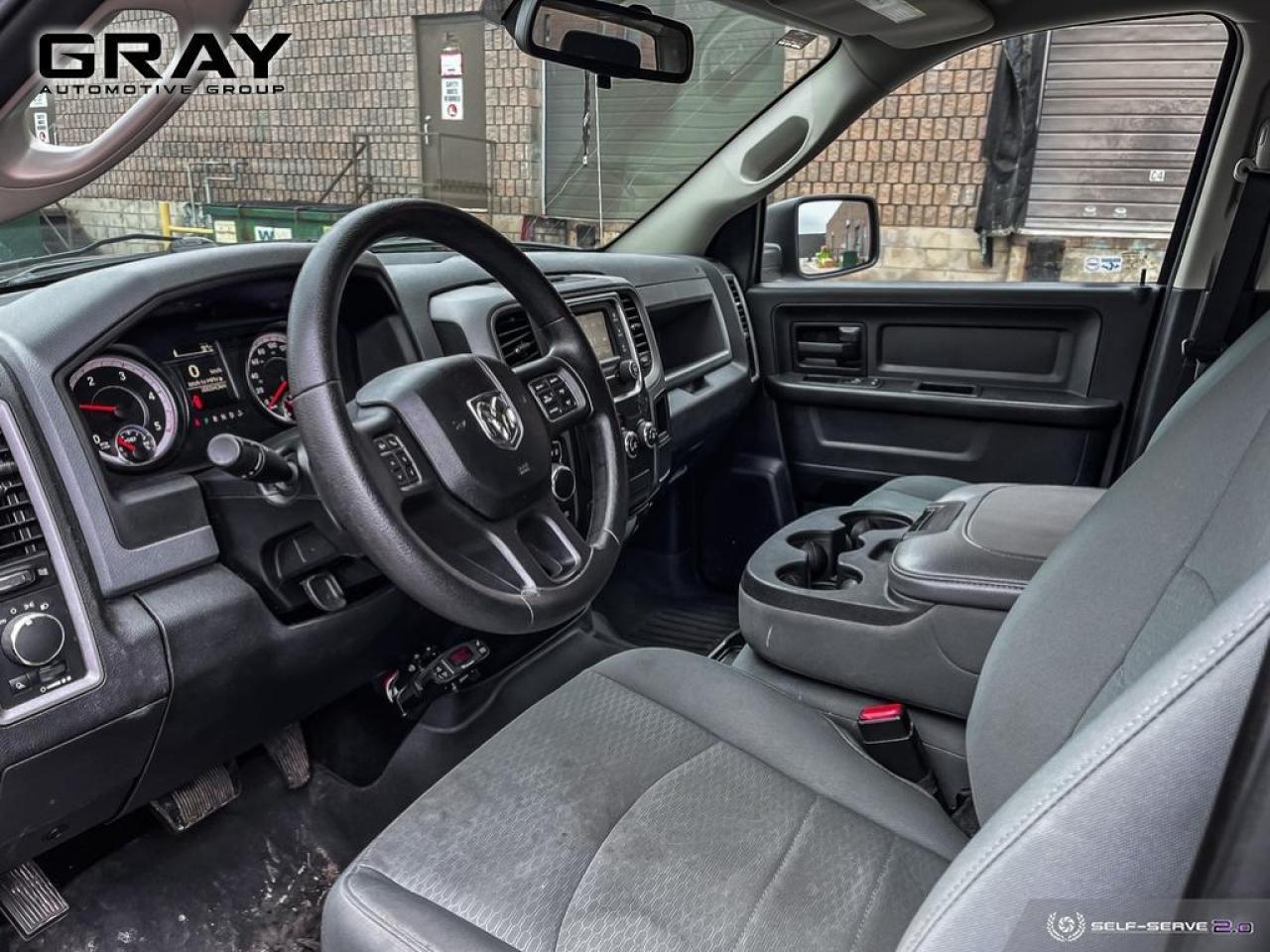 2015 RAM 1500  - Photo #9