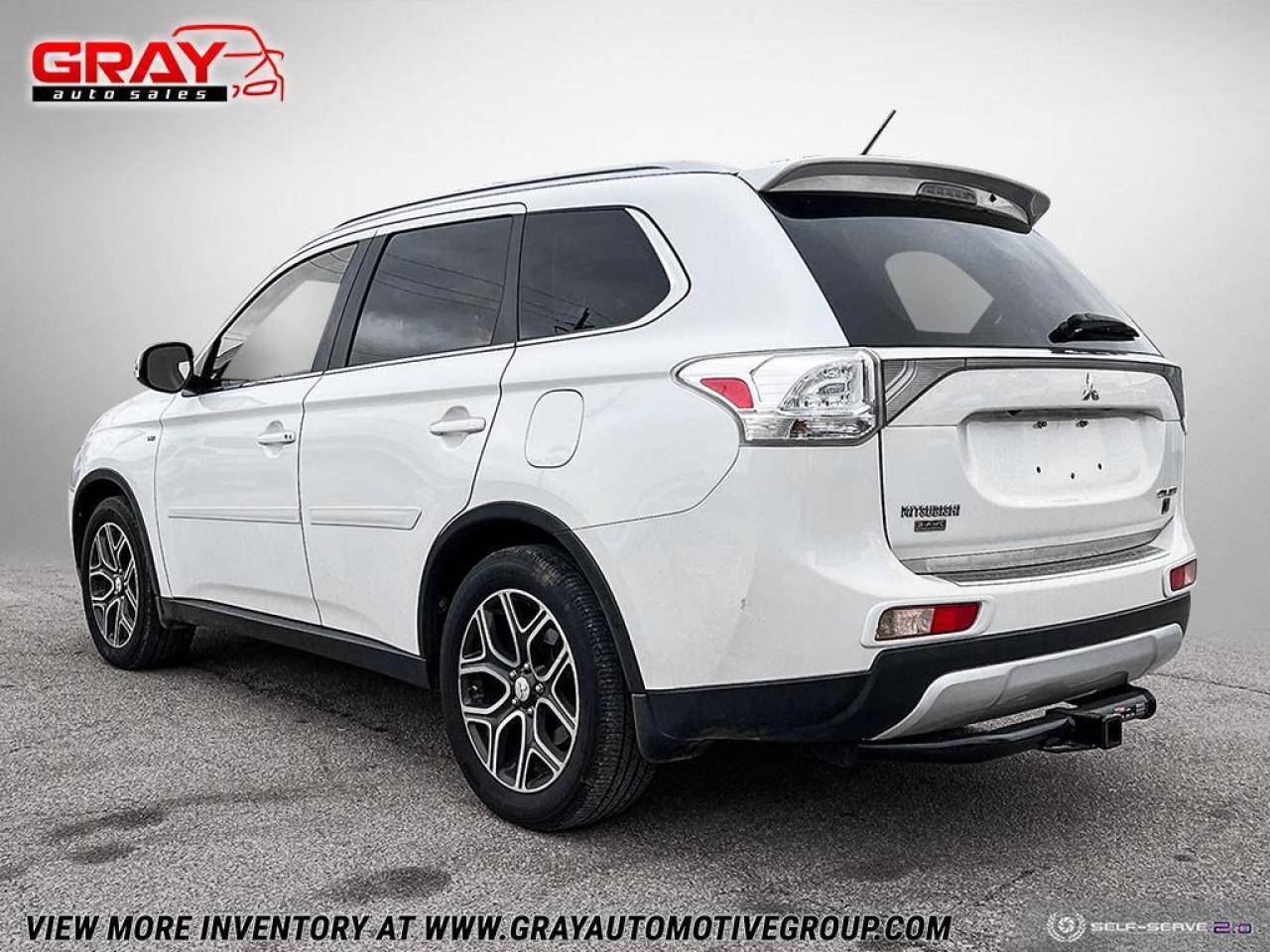 2015 Mitsubishi Outlander GT - Photo #3