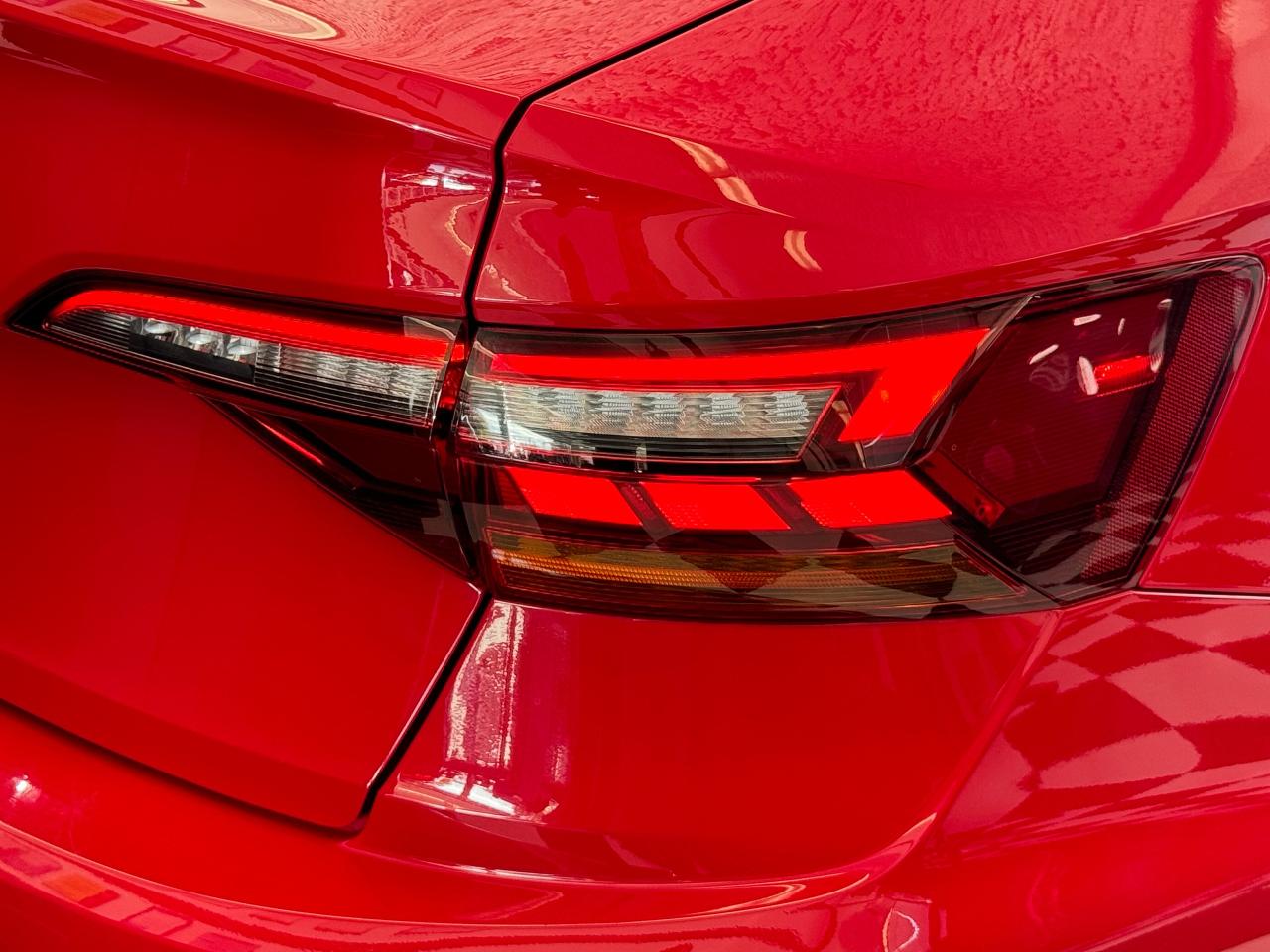 2019 Volkswagen Jetta Highline R-Line+Adaptive Cruise+CLEAN CARFAX - Photo #71