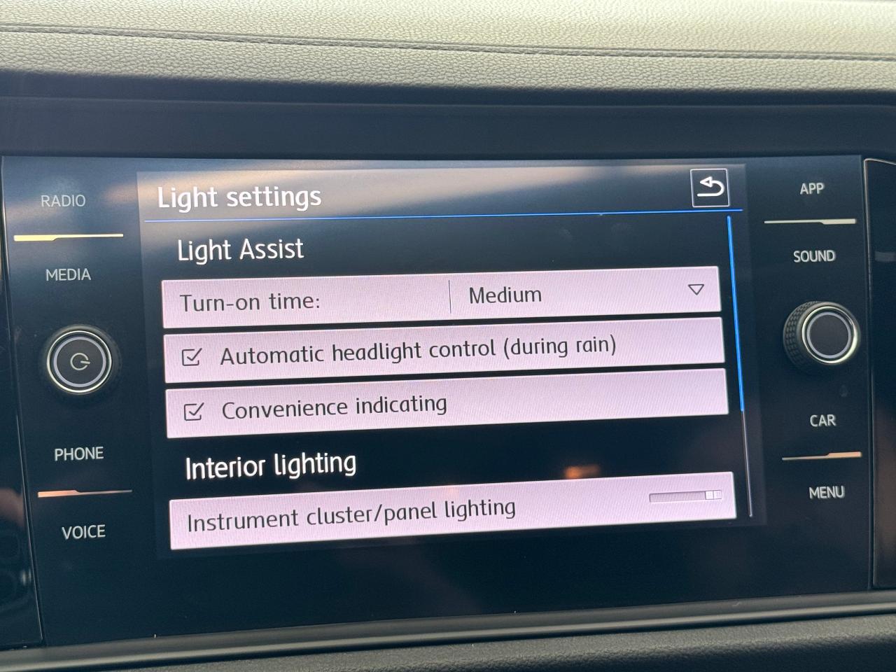 2019 Volkswagen Jetta Highline R-Line+Adaptive Cruise+CLEAN CARFAX - Photo #38